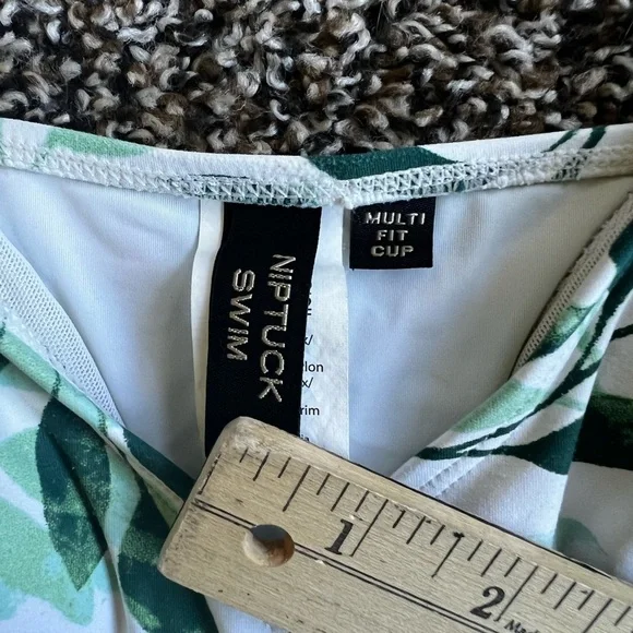 Niptuck Swim tankini - Picture 7 of 8